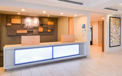 Holiday Inn Express & Suites Parkersburg-Mineral Wells by IHG