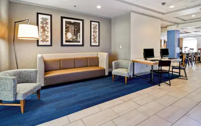 Holiday Inn Express & Suites Schererville by IHG