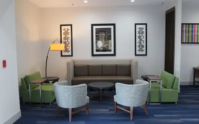 Holiday Inn Express & Suites Mansfield by IHG