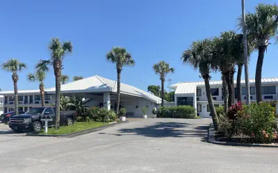 Village Inn Destin