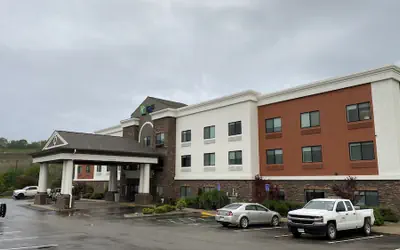 Holiday Inn Express Hotel & Suites Weston by IHG