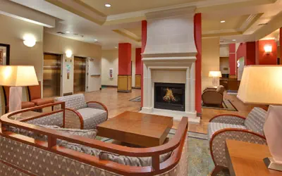 Holiday Inn & Suites Bakersfield by IHG