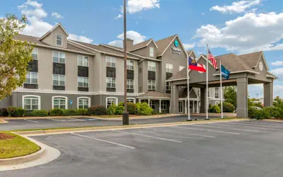 Clarion Pointe Columbus-Bradley Park