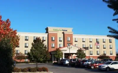 Holiday Inn Express Indianapolis - Southeast by IHG