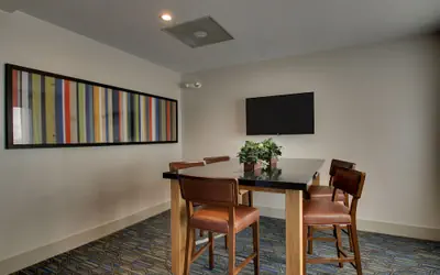 Holiday Inn Express & Suites Morris by IHG