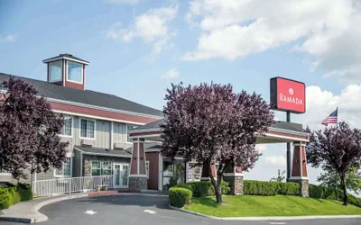 Ramada by Wyndham Moses Lake
