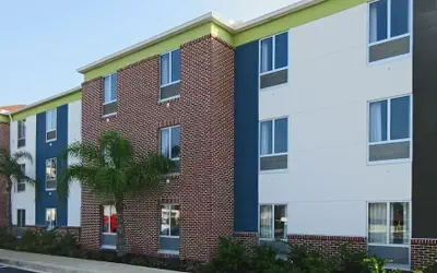 Comfort Inn & Suites Brunswick I-95