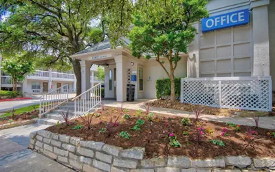 Studio 6 Extended Stay - San Antonio, TX - Six Flags