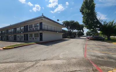 Motel 6 Conroe, TX