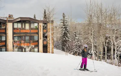 Laurelwood Condominiums