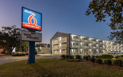 Studio 6 Extended Stay - Savannah, GA