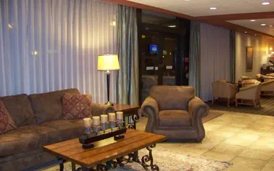 Norfolk Country Inn & Suites