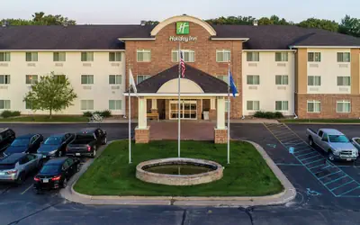 Holiday Inn Conference Ctr Marshfield by IHG