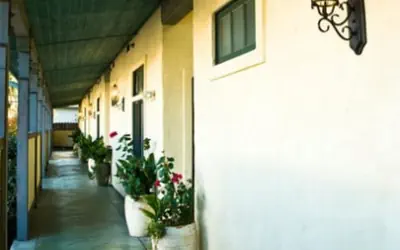 Sonoma Creek Inn