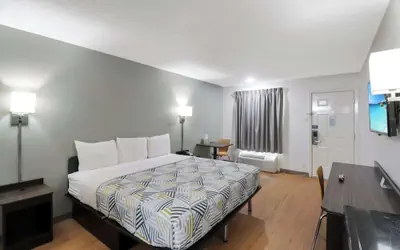 Motel 6 Bryan, TX - University Area