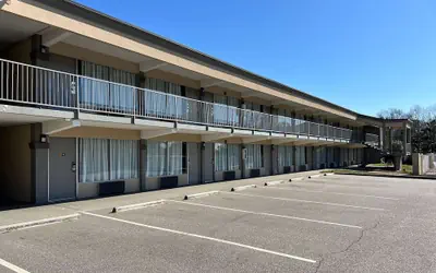 Days Inn by Wyndham Monroe NC