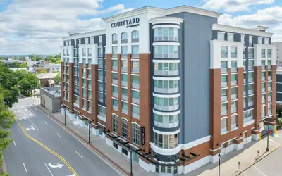 Courtyard by Marriott Athens Downtown
