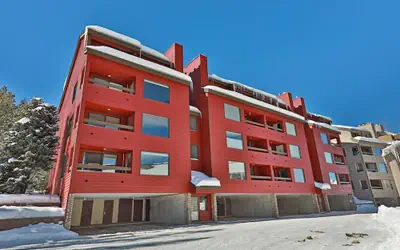 Snowblaze Athletic Club -a11 2 Bedroom Condo by RedAwning