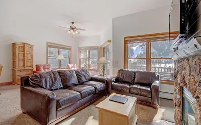 5983 Hidden River Lodge 3 Bedroom Condo by RedAwning