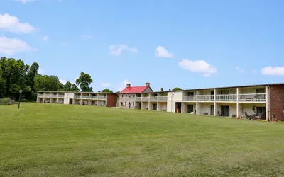 Hometown Inn Staunton VA near Hwy 11