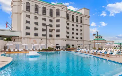 Mulberry, a Wyndham Hotel