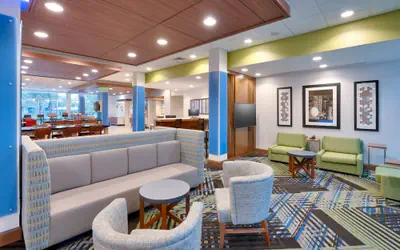 Holiday Inn Express & Suites Gainesville I-75 by IHG