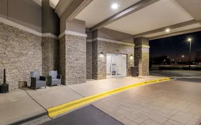 Hampton Inn & Suites Charlotte Airport