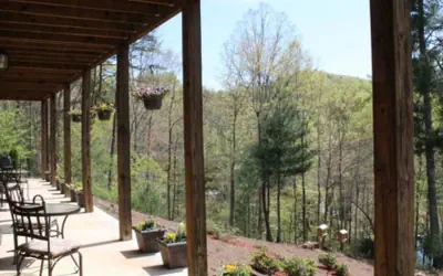 Long Mountain Lodge