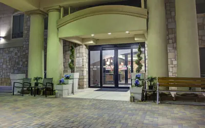 Holiday Inn Express & Suites Paris, Texas by IHG