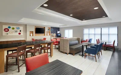 Holiday Inn Express Pensacola West - Navy Base by IHG