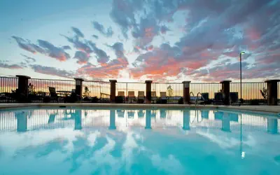 Holiday Inn Express & Suites Willcox by IHG