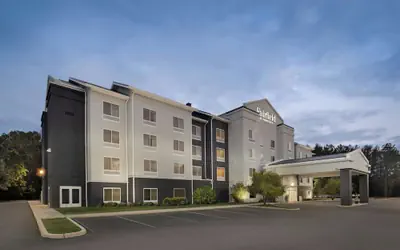 Fairfield Inn & Suites Lake City