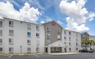 Studio 6 Extended Stay Fort Myers FL