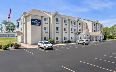 Microtel Inn & Suites by Wyndham Prairie du Chien