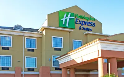 Holiday Inn Express Jourdanton - Pleasanton by IHG