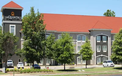 La Quinta Inn & Suites by Wyndham Huntsville Airport Madison