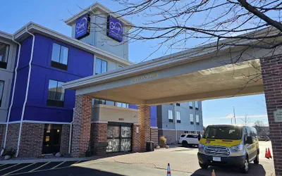 Sleep Inn & Suites Milwaukee Airport