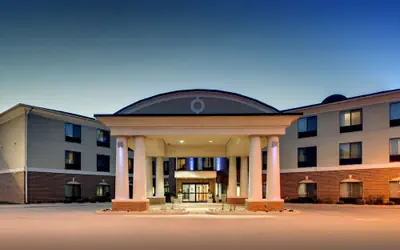 Holiday Inn Express Hotel & Suites Peru - Lasalle Area by IHG