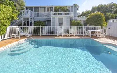 Meranova Guest Inn