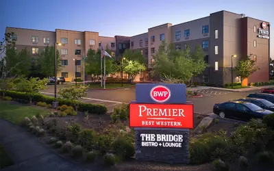 Best Western Premier Hotel at Fisher's Landing