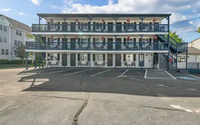Island View Motel