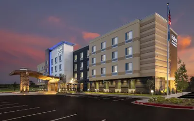 Fairfield Inn & Suites by Marriott Little Rock Airport