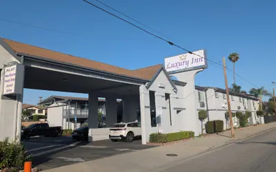 Luxury Inn