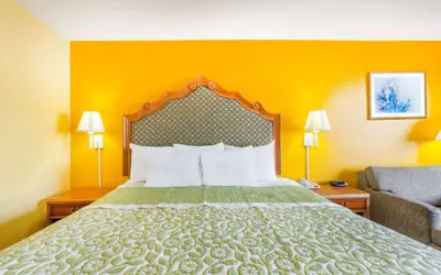 Days Inn by Wyndham Jacksonville