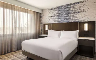 Embassy Suites by Hilton Kansas City Overland Park