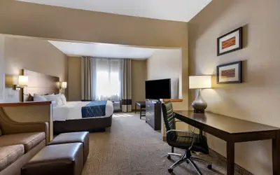 Comfort Inn & Suites Waterloo - Cedar Falls