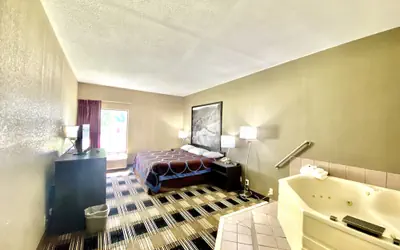 Super 8 by Wyndham Conway