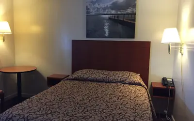Royal Inn Motel