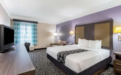 La Quinta Inn & Suites by Wyndham Fultondale Birmingham N