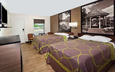 Super 8 by Wyndham Ringgold Chattanooga Area